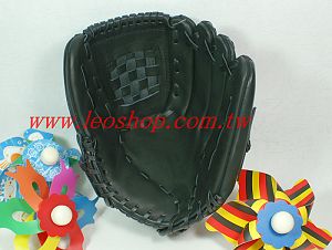 baseball gloves,More description