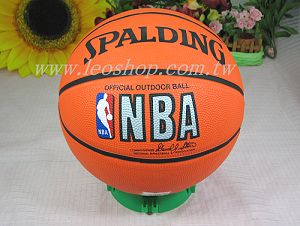 spalding basketball,More description