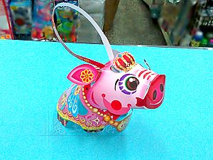 豬年紙雕折紙藝術燈籠 如意豬,詳盡說明介紹